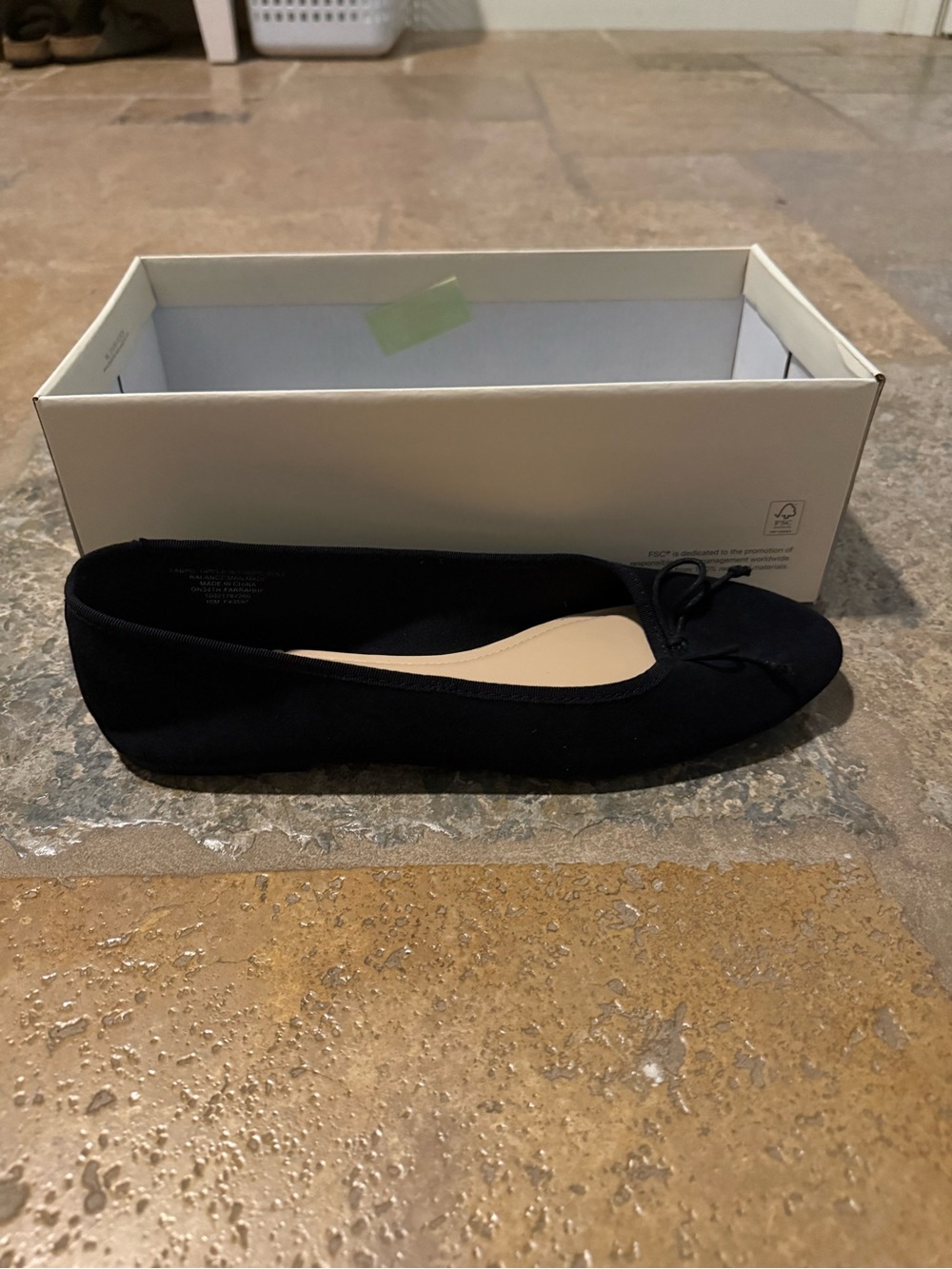 Everyday Black Ballet Flat with Bow Accent